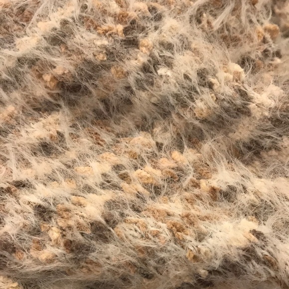 NWT MITTOSHOP Eyelash Fuzzy Shaggy BOHO Back Knot TWIST Deep V Sweater L Large - Picture 6 of 13